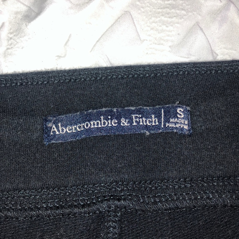Joggers - Picture 3 of 3